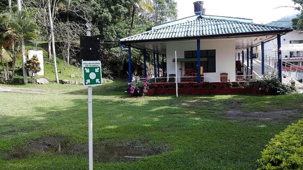 Hotel Campestre El Salitre Вильета Экстерьер фото